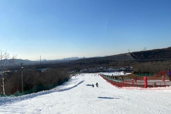 大連銘湖滑雪場門票多少錢