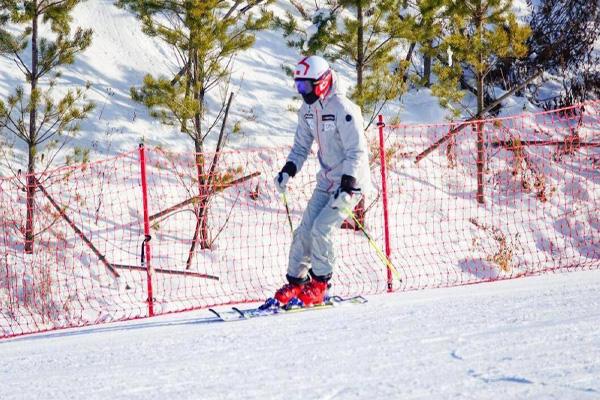 2024采薇庄园滑雪场滑雪攻略-门票价格-景点信息