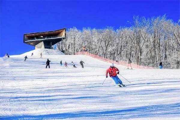 2023-2024呼和浩特马鬃山滑雪场门票多少钱