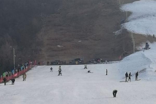 2023徂徕山滑雪场游玩攻略 - 门票价格 - 开放时间 - 简介 - 地址 - 交通 - 天气 - 电话