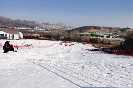 青岛融创藏马山滑雪场旅游攻略-门票价格-景点信息