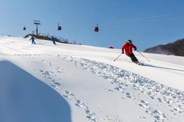 2023-2024雪季恩施绿葱坡滑雪场门票多少钱