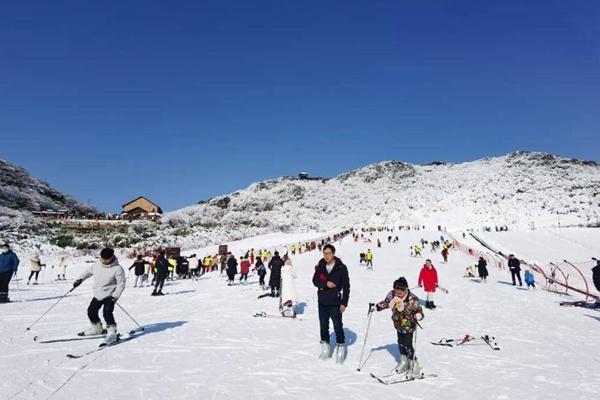 2024雪季金佛山北坡滑雪场游玩攻略-门票价格-景点信息