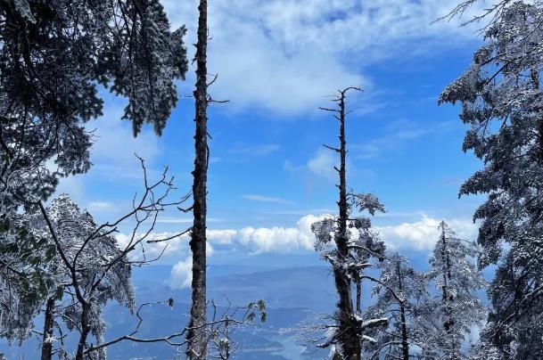 瓦屋山冬天有雪吗