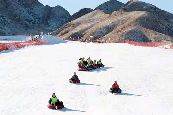 永昌南坝滑雪场有哪些项目