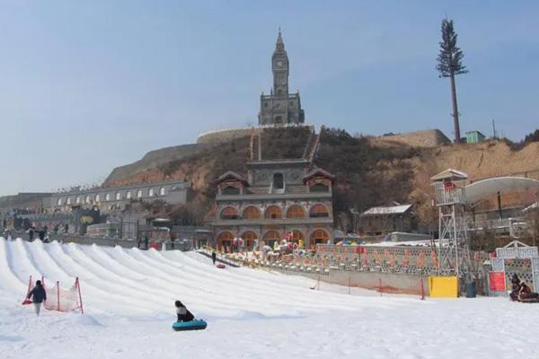 2023-2024采薇莊園滑雪場(chǎng)門票多少錢