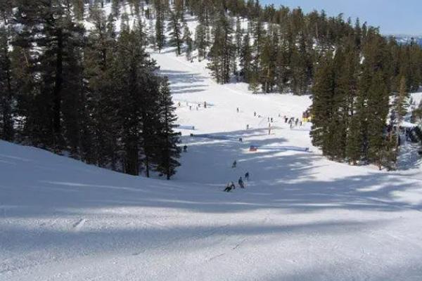 2023-2024云峰山滑雪场门票多少钱