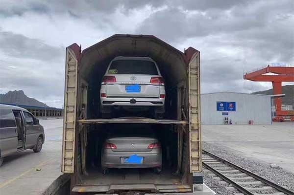 長沙托運汽車到烏魯木齊多少錢