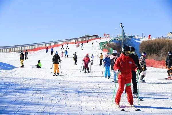 萬龍滑雪場住哪里方便