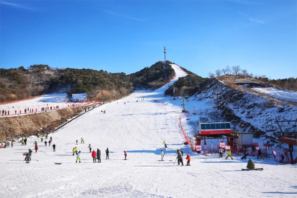 2023-2024云佛山滑雪场班车预约(时间+电话+价格)