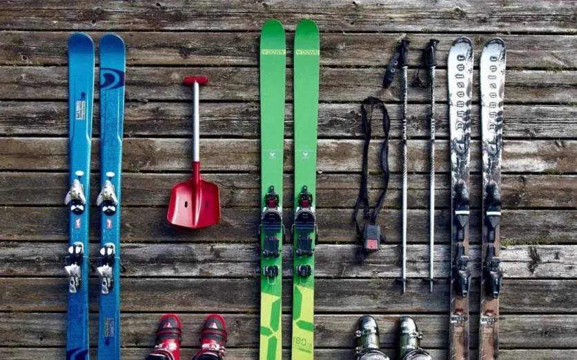 滑雪应该穿什么 怎么穿