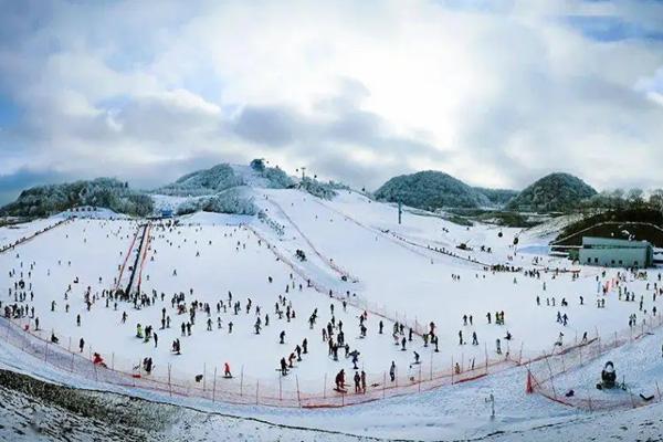 2023-2024赤峰道谷南山滑雪场门票价格