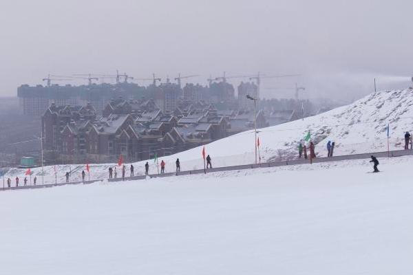 2024维斯特滑雪场游玩攻略 - 门票价格 - 开放时间 - 简介 - 地址 - 交通 - 天气 - 电话