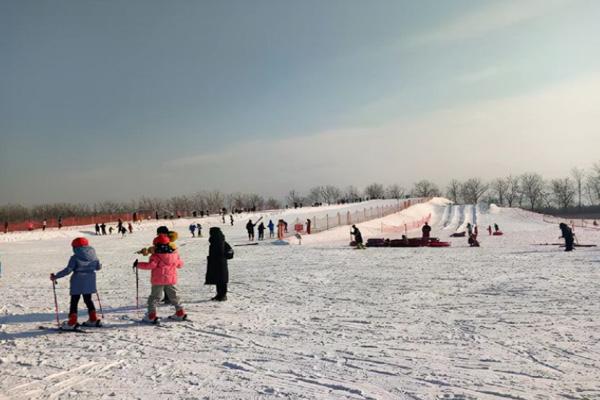 2023-2024藍調莊園滑雪場營業時間