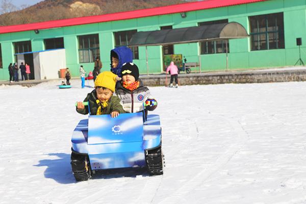 山泰生態園滑雪場在哪里