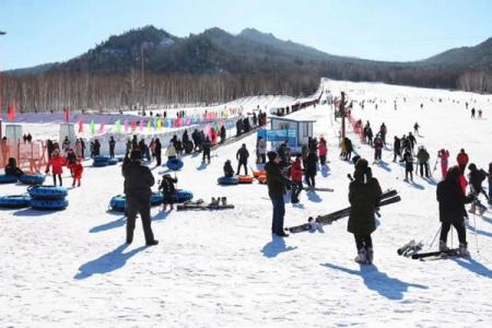 九峰山滑雪场滑雪攻略-门票价格-景点信息