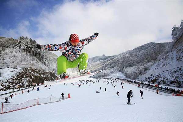 2024千山温泉滑雪场滑雪攻略-门票价格-景点信息