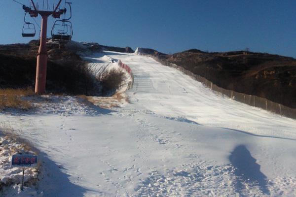 2024梅苑南山滑雪场滑雪攻略-门票价格-景点信息