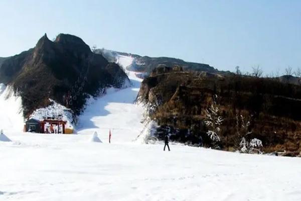 2023-2024梅苑南山滑雪场门票价格
