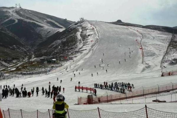 岱海滑雪场雪道长度