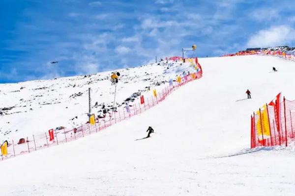 山西哪里能滑雪