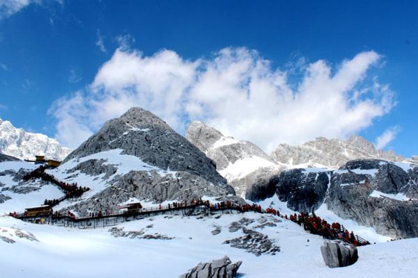 云南有哪些必去的雪山景点