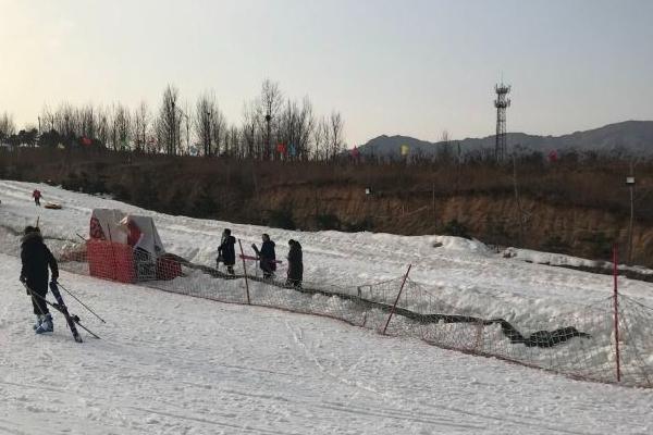 沁园春滑雪场游玩攻略-门票价格-景点信息