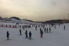 北京蓮花山滑雪場開到幾月