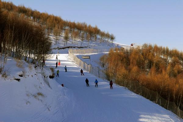 悬壁长城四季滑雪场怎么样