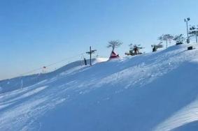 2023-2024雪季千年景区滑雪场门票多少钱一张
