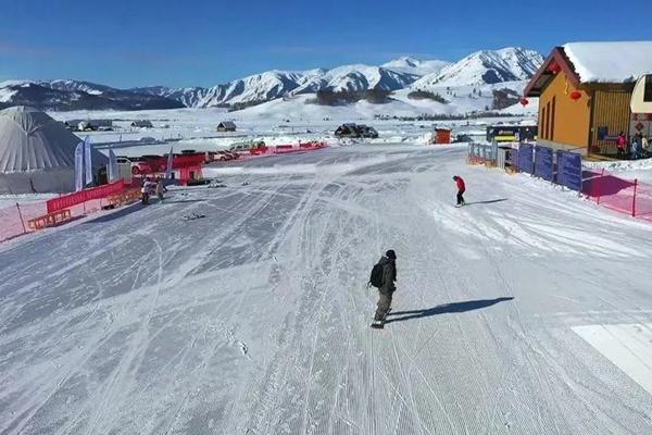 2023-2024雪季2023-2024吉克普林滑雪场门票多少钱