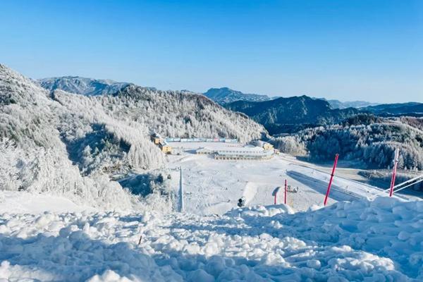 神農架幾月份可以滑雪