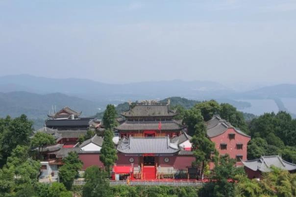 杭州祈福去哪個寺廟比較好