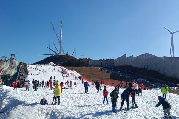 2024桂林天湖冰雪世界滑雪场滑雪攻略-门票价格-景点信息