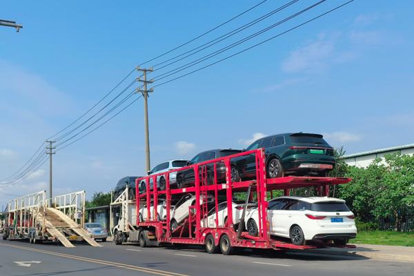 大連托運(yùn)汽車到煙臺(tái)多少錢