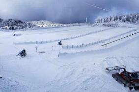 仙女山滑雪场是人造雪吗