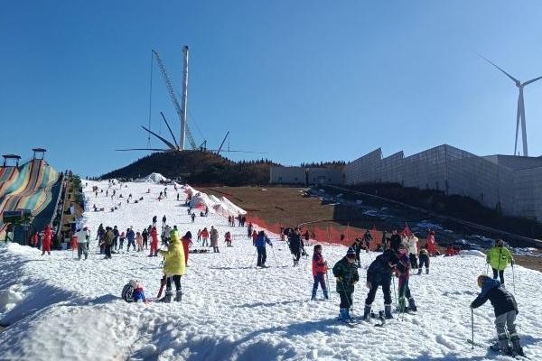 桂林天湖冰雪世界開放時間