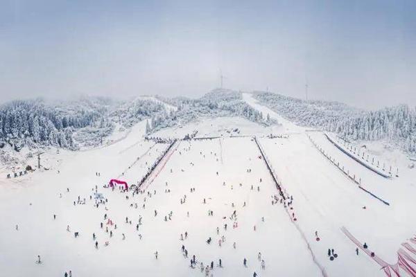 2023-2024雪季屈原故里国际滑雪场门票多少钱