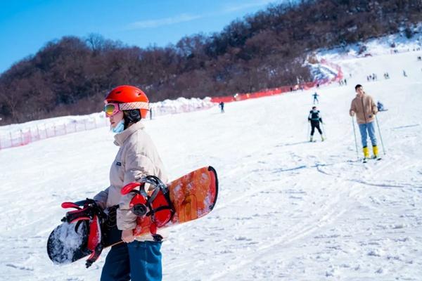 2023-2024雪季龙头山滑雪场门票多少钱一张
