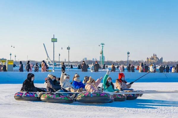 哈尔滨松花江冰雪嘉年华什么时候闭园