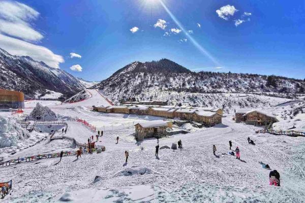 成都周边有哪些滑雪场好玩