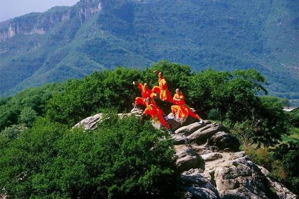 嵩山少林風景區和嵩山的差別是什么 嵩山少林風景區和嵩山的差別大嗎