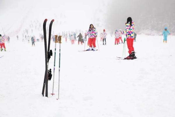 2023年12月25日起九宫山滑雪场开放营业