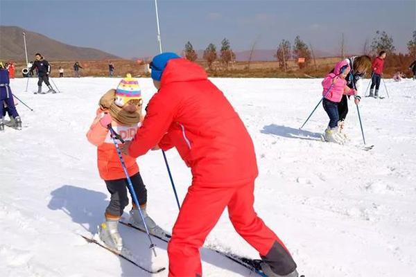 2023-2024袁家村必捷滑雪場開放時間 袁家村滑雪場什么時候開業