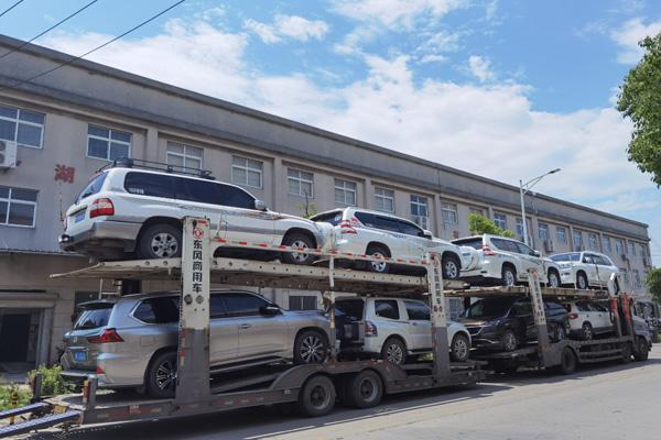 長沙托運小汽車到烏魯木齊多少錢