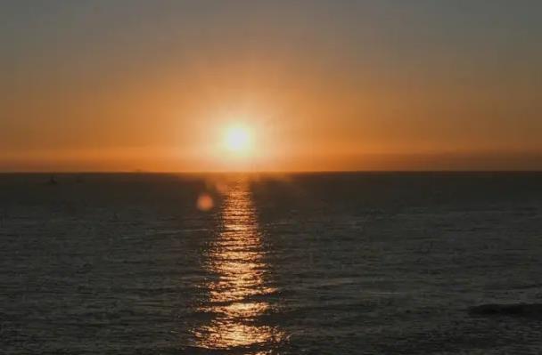 青岛小麦岛可以看到日出日落吗