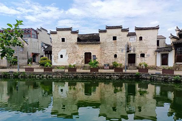 杭州桐庐：似是闯入梦幻地心世界