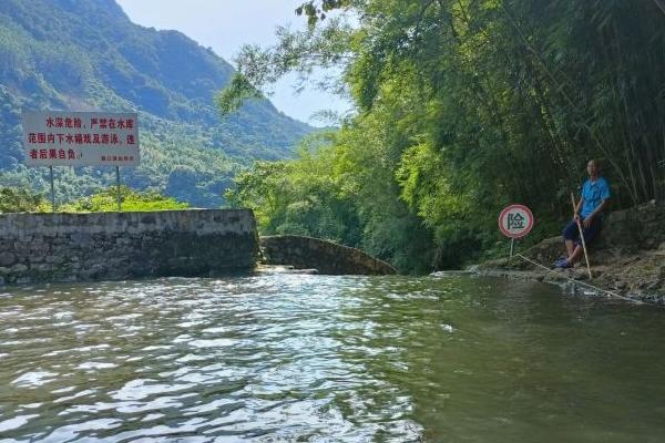 碧水峡漂流小孩能玩吗