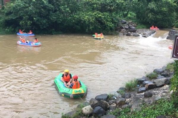 平安峽漂流好玩還是雷公峽漂流好玩