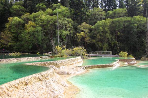 嫩恩桑措神仙池风景区旅游攻略-门票价格-景点信息